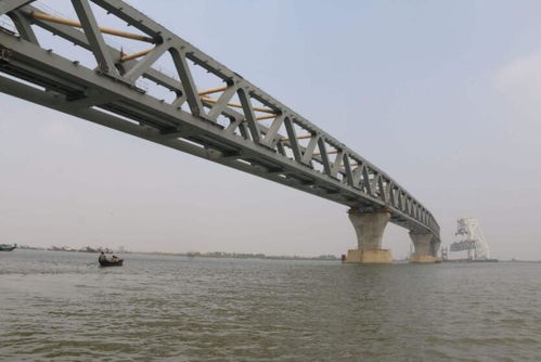 中国70多台装备奔赴海外,助力孟加拉大桥,获高度评价
